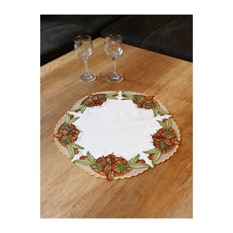 Hochwertige Tischwäsche Herbstzauber mit Plauener Spitzen-Motiven in rund