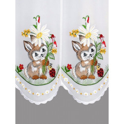 Stickerei-Scheibengardine Hase mit Marienkäfer detailansicht