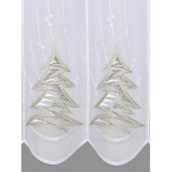 Detailansicht der weißen Plauener Spitze Kurzgardine mit filigran bestickten Weihnachtsbäumen.