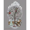 winterlicher Baum in festlichem Silber mit Katze