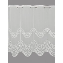 Mit einem zeitlosen Wellenmuster bestickte naturfarbene Kurzgardine in 2 Höhen