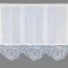 Zeitlose Flächengardine mit modernem Spitzenabschluß.
