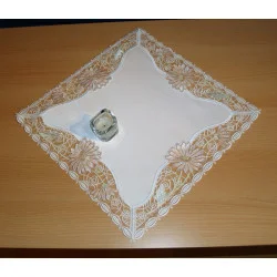 Klassische Plauener Spitzendecke Sally