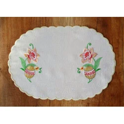 Stickereidecke Osterei in gelb