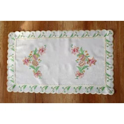 Stickereidecke Osterei in gelb