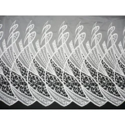 Gardine Madleen mit breiter Spitzenkante detail