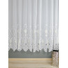 Klassischer Fenster-Store in Reinweiß mit filigranem Wasserlilien-Motiv und dekorativem, wellenförmigem Abschluss.