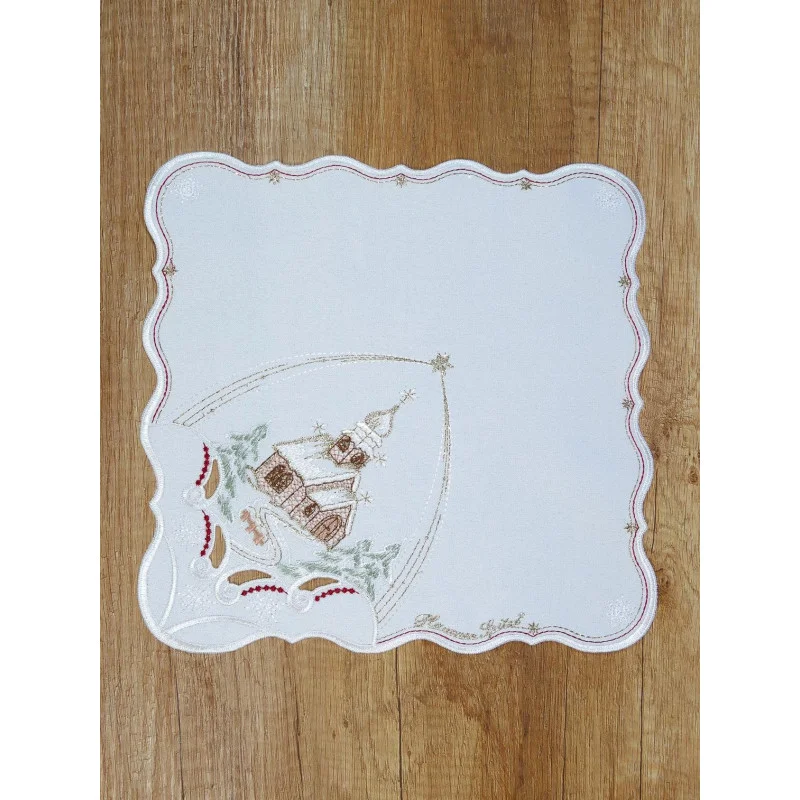 Stickereidecke Winterkirche klein