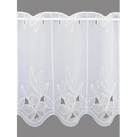 Angesagte Stickerei-Scheibengardine Emma in weiß-taupe Plauener Spitze