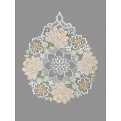 Filigranes Fensterbild Rosenbukett aus Plauener Spitze in Rosé, Gelb und Grün als sommerliche Deko.