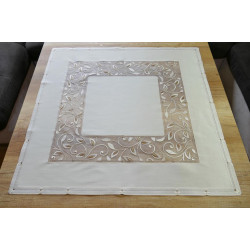 Zeitlose Stickereidecken Viktoria in beige Plauener Stickerei auf Organza