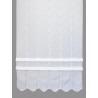 Weißer Clipstore aus Plauener Spitze, halbtransparentes Design mit eingestickten Rauten-Details und Wellenabschluss.
