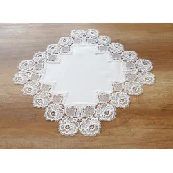 Tischdecke Saskia mit Plauener Spitze quadratisch