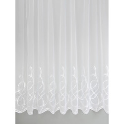 Halbtransparente weiße Gardine Raja mit filigraner, geschwungener Stickerei am unteren Abschluss, hochwertige Weboptik.