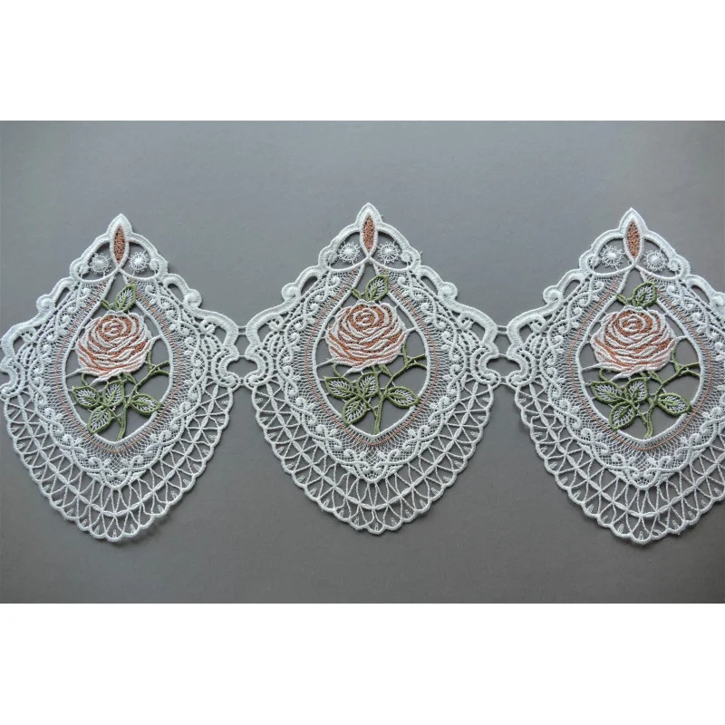 Plauener Spitzenkante Vivien in orange