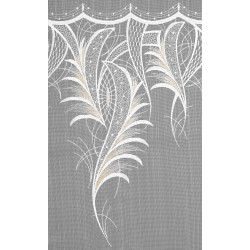 Nahaufnahme weißer Sable-Stoff mit Feder-Muster; hochwertige Stickerei für edle Heimtextilien und Fensterdeko.