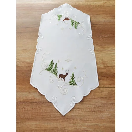 Stickerei-Tischläufer Winterhirsch
