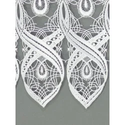 ein Detailbild der eleganten weißen Spitzengardine Bella