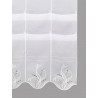 Detailansicht einer halbtransparenten Gardine mit feiner Stickerei in Gelb-Anthrazit und moderner Falten-Strukturen.