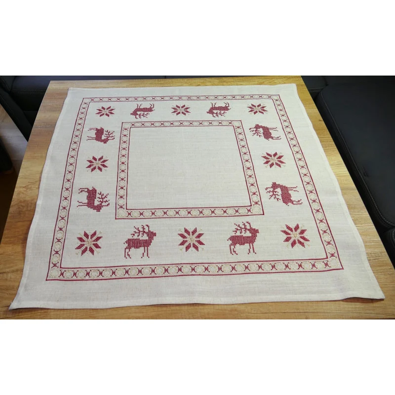 Weinrot bestickte Leinen-Tischdecken Berit Plauener Spitze