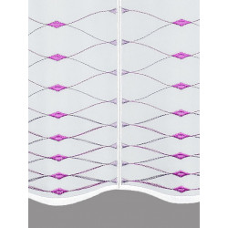 Detailaufnahme: Halbtransparente Scheibengardine mit lila Rauten-Stickerei und feiner Gewebestruktur.