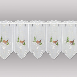 Kurze weiße Scheibengardine mit Hirsch- und Tannenbaum-Stickerei freigestellt. 30 cm hoch