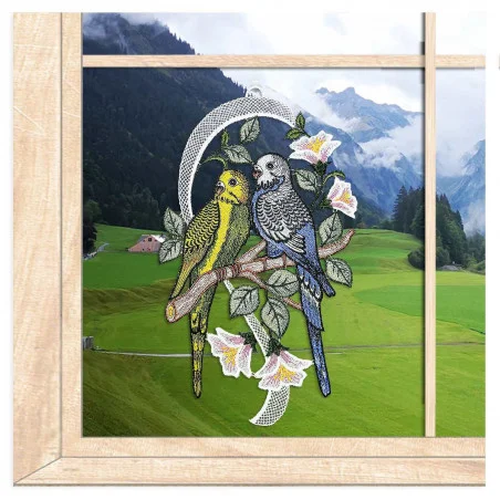 Fensterbild Wellensittiche aus Plauener Spitze