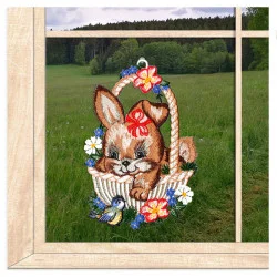 Fensterbild Hase mit Vögelchen aus Plauener Spitze