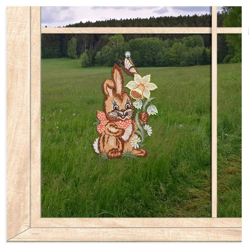 Osterfensterbild Hase mit Halstuch aus Plauener Spitze