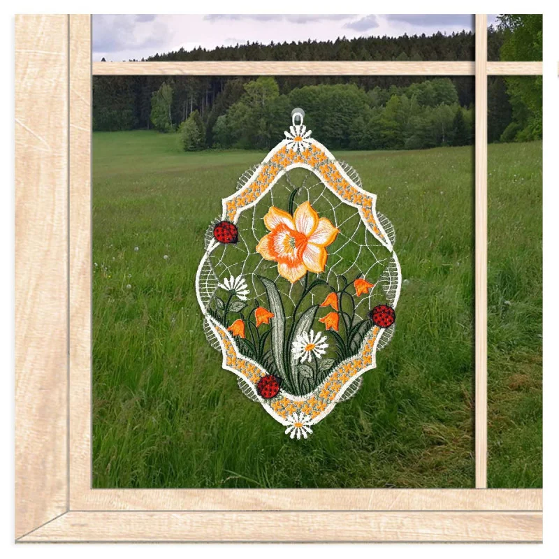 Fensterbild Osterglocke mit Marienkäfer