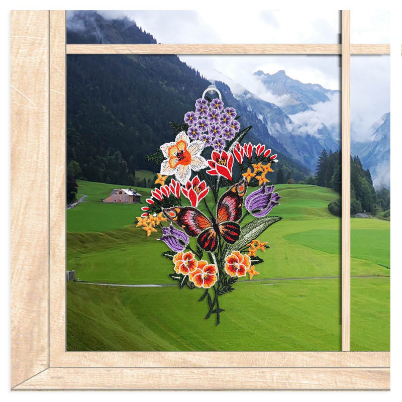 Fensterbild Blumenstrauß mit Schmetterling aus Plauener Spitze