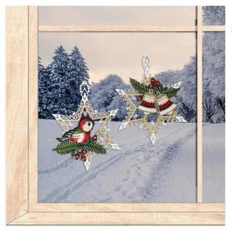 Fensterbilder Sterne mit Vogel und Glocken aus Plauener Spitze