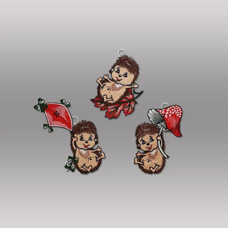 Herbstanhänger Drei kleine Igelchen aus Plauener Spitze