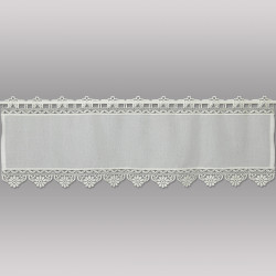Freigestellte Kurzgardine Annie aus cremeweißer Plauener Spitze mit eleganter Blüten-Bordüre für Heimtextilien. 35 cm hoch