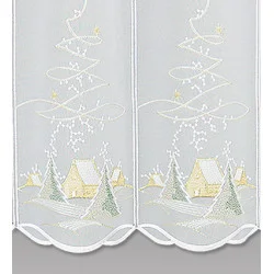 Bestickte Wintergardine Haus im Schnee Plauener Spitze Detailbild