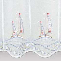 Maritim bestickte Kurzgardine Segelboote im Sonnenuntergang Detailbild