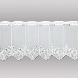 Modern bestickter Kurzstore Dana  35 cm hoch auf grauem Hintergrund.