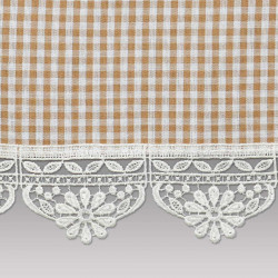 Landhausgardine Annie in beige kariert mit Plauener Spitze Detailbild