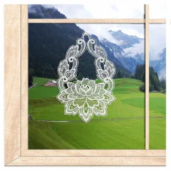 Kleines Fensterbild Rosenblüte in natur aus Plauener Spitze