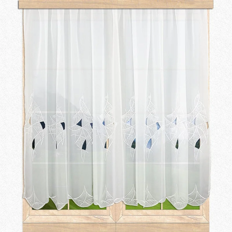 Ansprechende Plauener Stickereigardine Ava