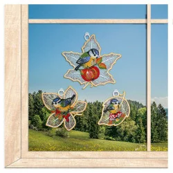 Fensterbilder Herbstblätter mit Blaumeisen