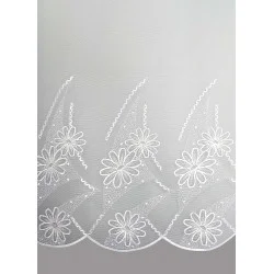 Muster der Plauener Stickerei-Gardine Marina