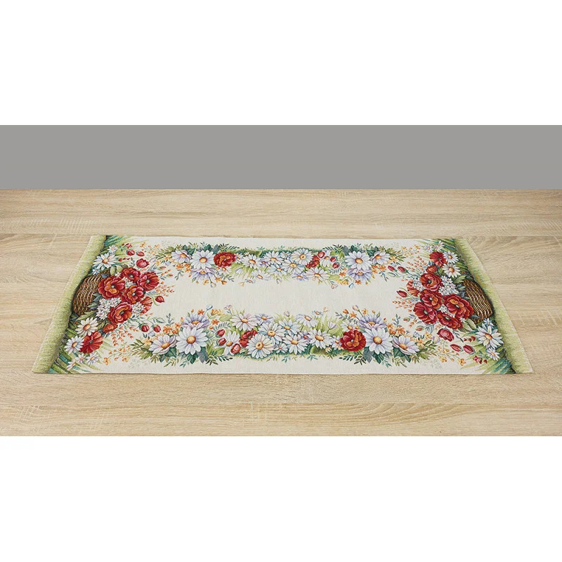 Hochwertiger Gobelin-Tischläufer „Mohnkorb“: Detailreiches Mohn- und Margeritenmotiv in stabiler Webstruktur. Strapazierfähig und langlebig – ideal für ein sommerliches Ambiente im Landhausstil.