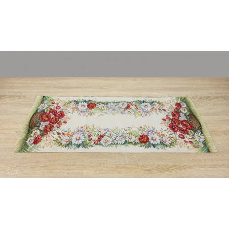 Hochwertiger Gobelin-Tischläufer „Mohnkorb“: Detailreiches Mohn- und Margeritenmotiv in stabiler Webstruktur. Strapazierfähig und langlebig – ideal für ein sommerliches Ambiente im Landhausstil.