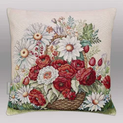 Dieses Design bringt strahlende Sommerwärme in jeden Raum. Das hochwertige Webmotiv zeigt einen rustikalen geflochtenen Korb, der prall gefüllt ist mit leuchtend roten Mohnblumen und kontrastreichen weißen Margeriten.