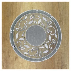 runde Tischdecke Viktoria in grau auf einem Holztisch