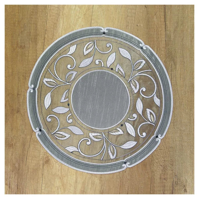 runde Tischdecke Viktoria in grau auf einem Holztisch