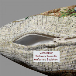 Hier sieht man das Kissen von unten mit senem verdeckt eingenähten Reißverschluss.