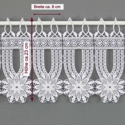 Diese kleine Gardine Elise ist ein Klassiker der Textilkunst und wurde hier mit Massen abgebildet.