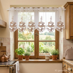 Moderne Stickerei-Bistrogardine Coffee Plauener Spitze 35 cm hoch an einem Holzfenster in einer Landhausküche.
